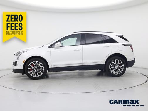 White 2023 Cadillac XT5 Sport