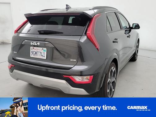 Gray 2023 Kia Niro EX Touring
