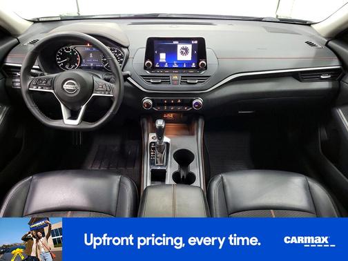 2022 Nissan Altima SR