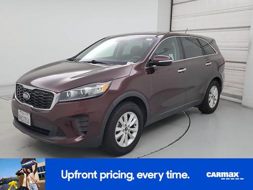 Burgundy 2019 Kia Sorento LX