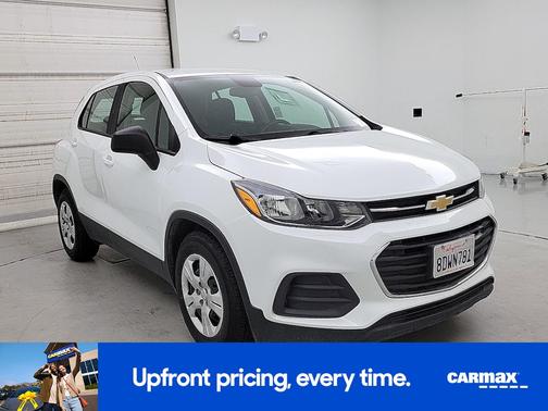 White 2018 Chevrolet Trax LS