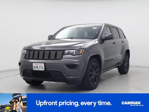Gray 2018 Jeep Grand Cherokee Altitude
