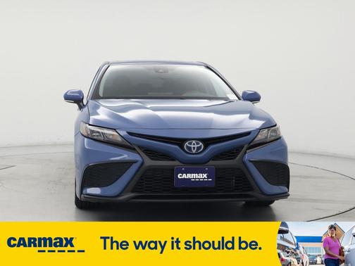2024 Toyota Camry Hybrid SE
