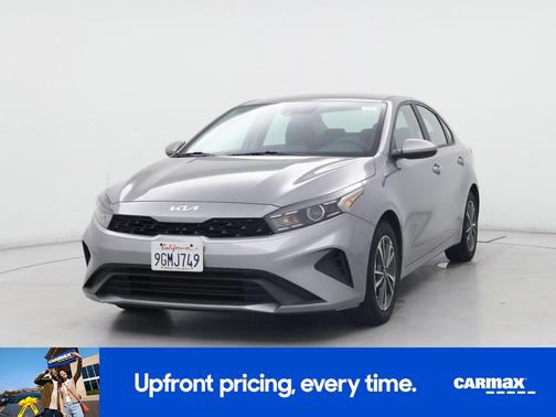 Silver 2023 Kia Forte LXS