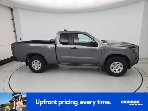Gray 2022 Nissan Frontier S