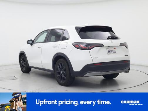 White 2023 Honda HR-V Sport