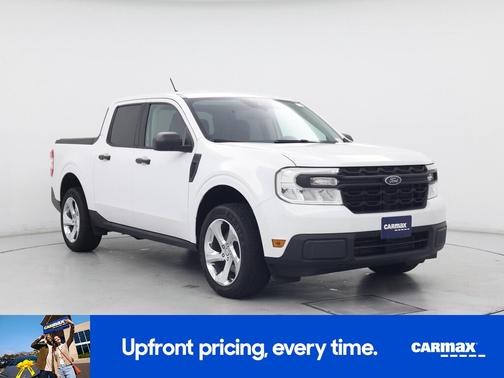 White 2022 Ford Maverick XL