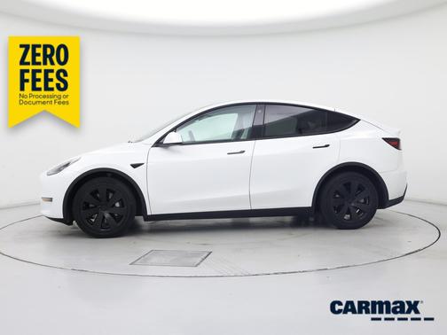 White 2022 Tesla Model Y Long Range