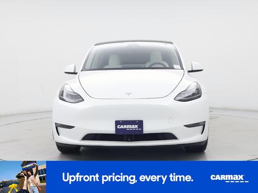 White 2023 Tesla Model Y Performance