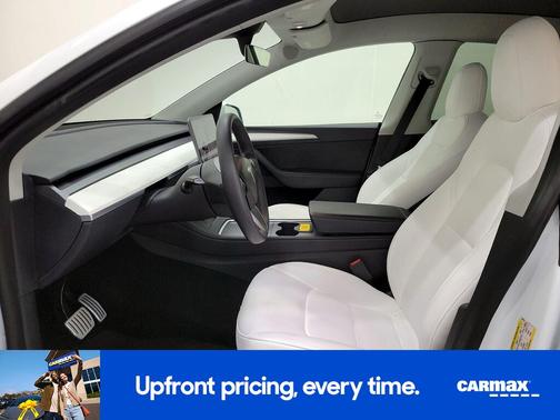 White 2023 Tesla Model Y Performance
