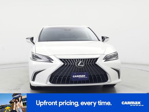 2024 Lexus ES 300h Luxury