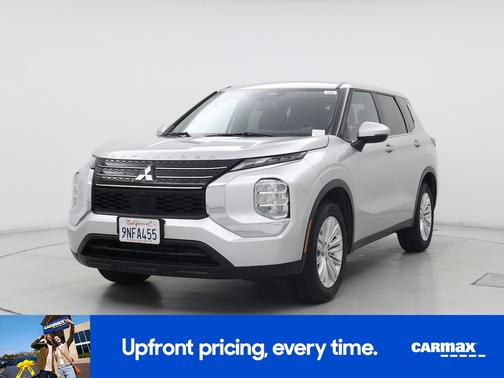 2024 Mitsubishi Outlander ES