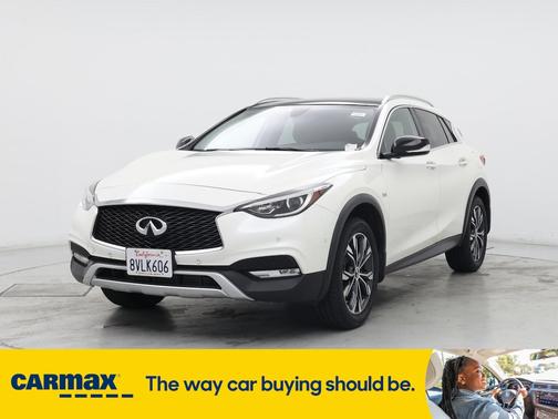2018 INFINITI QX30 Premium