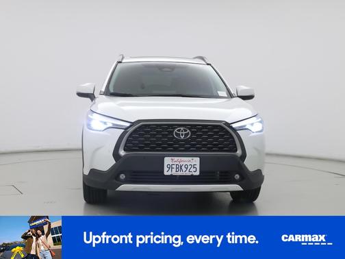 White 2023 Toyota Corolla Cross XLE