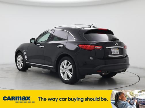 2015 INFINITI QX70
