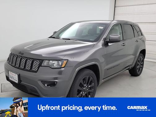 Gray 2017 Jeep Grand Cherokee Overland