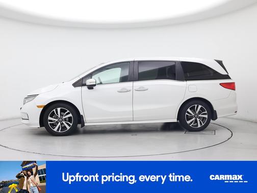 White 2021 Honda Odyssey Touring