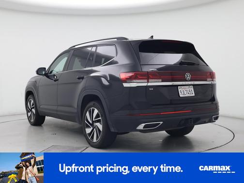 Black 2024 Volkswagen Atlas SE w/Tech