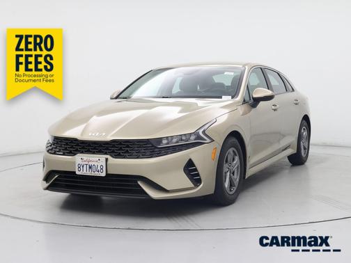 Gold 2022 Kia K5 LXS
