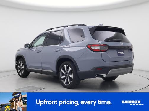 Gray 2025 Honda Pilot Touring