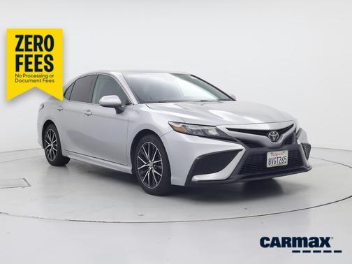 Silver 2021 Toyota Camry SE