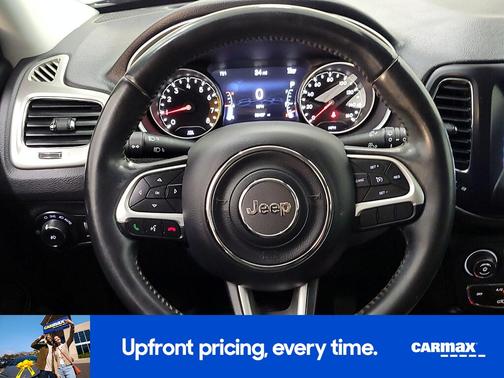 Gray 2018 Jeep Compass Latitude