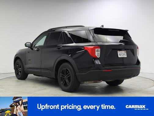 Black 2022 Ford Explorer XLT