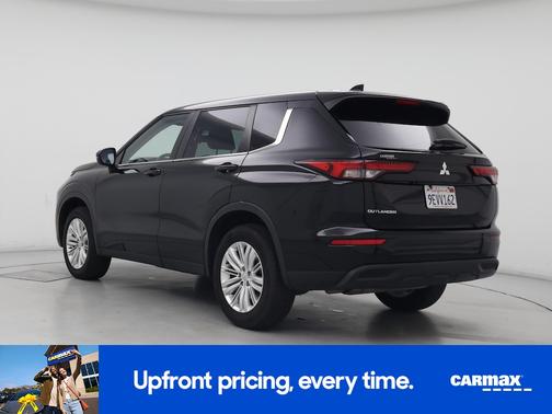 2023 Mitsubishi Outlander ES