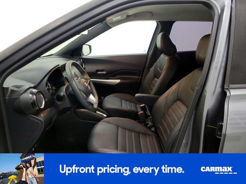 2019 Nissan Kicks SR