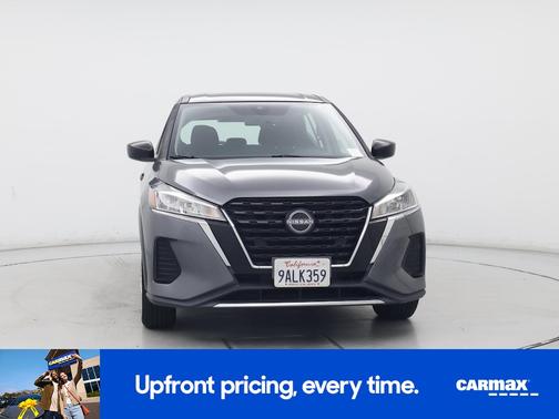Gray 2022 Nissan Kicks S