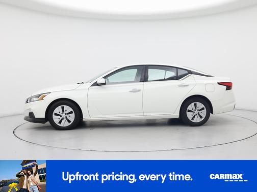 White 2020 Nissan Altima S