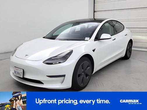 White 2022 Tesla Model 3