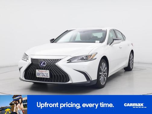 White 2020 Lexus ES 300h Luxury
