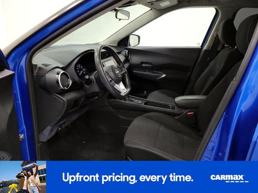 2022 Nissan Kicks SV