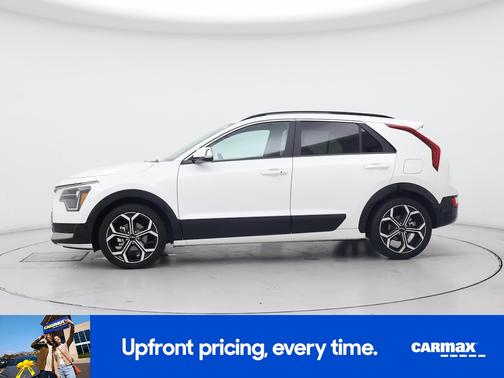 White 2024 Kia Niro EX Touring
