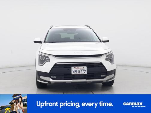 White 2024 Kia Niro EX Touring