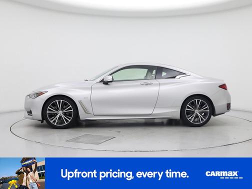 2017 INFINITI Q60 Premium