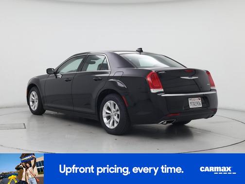 2023 Chrysler 300 Touring