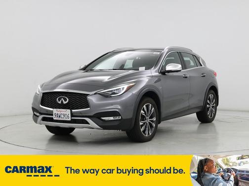 2018 INFINITI QX30 Essential