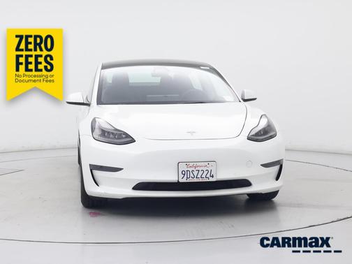 White 2022 Tesla Model 3
