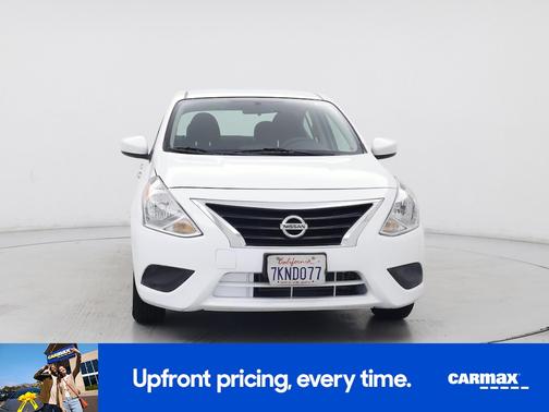 2015 Nissan Versa SV