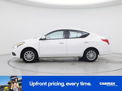 2015 Nissan Versa SV