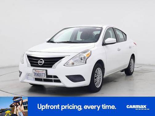 2015 Nissan Versa SV