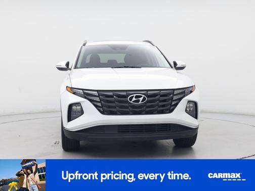 White 2022 Hyundai TUCSON SEL