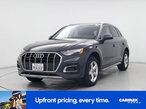 Gray 2023 Audi Q5 Premium