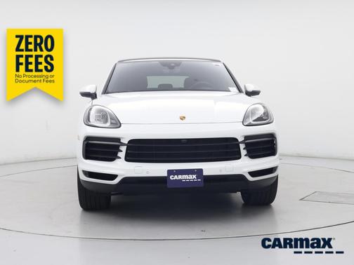 White 2022 Porsche Cayenne Coupe