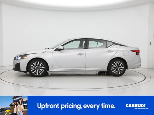 2023 Nissan Altima SV
