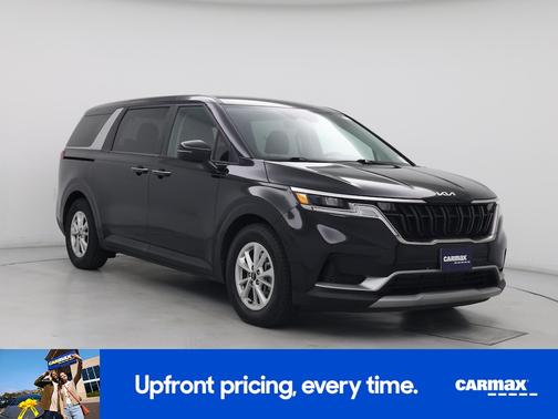 2024 Kia Carnival LX Seat Package