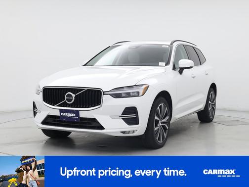 2022 Volvo XC60 B5 Momentum