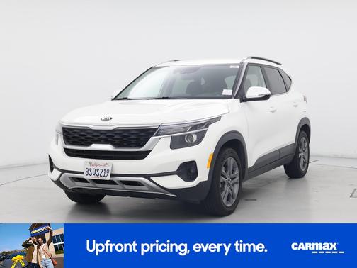 White 2021 Kia Seltos S